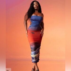 New with tags Sodah London Siren Strapless Midi Dress